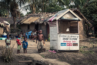 Rue_Kisangani_RDC_2015_03